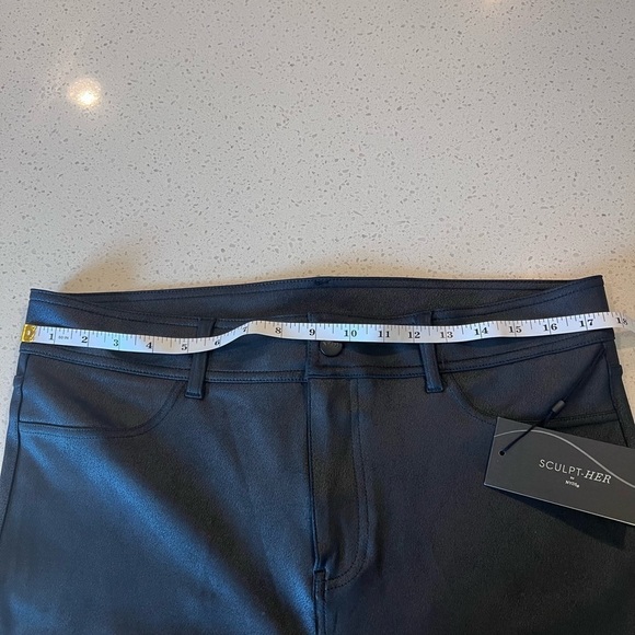 NYDJ Longline Sclupt-Her Side Slit Jet Black Lift Tuck Technology Shorts Pants - Picture 3 of 15